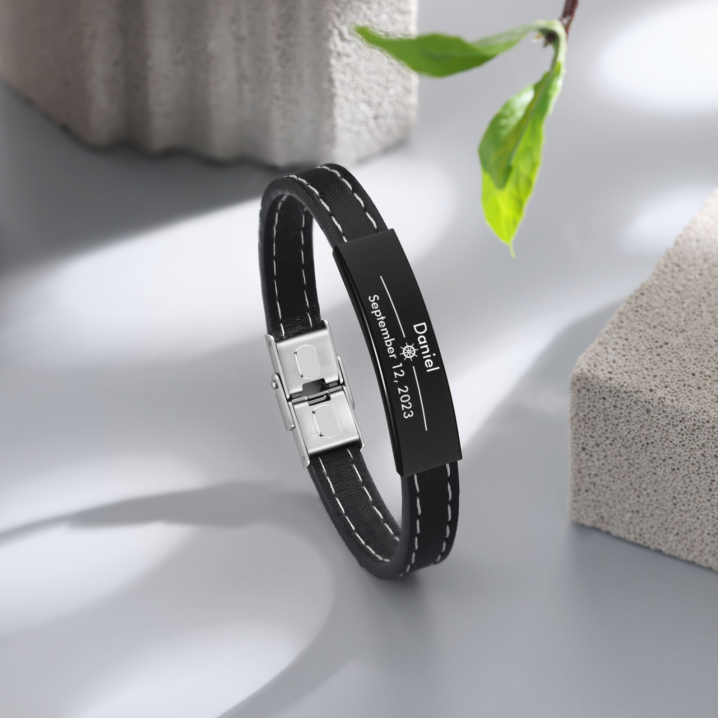 Pulsera de Cuero con Placa de Nombre y Fecha Personalizados -Jessemade ES