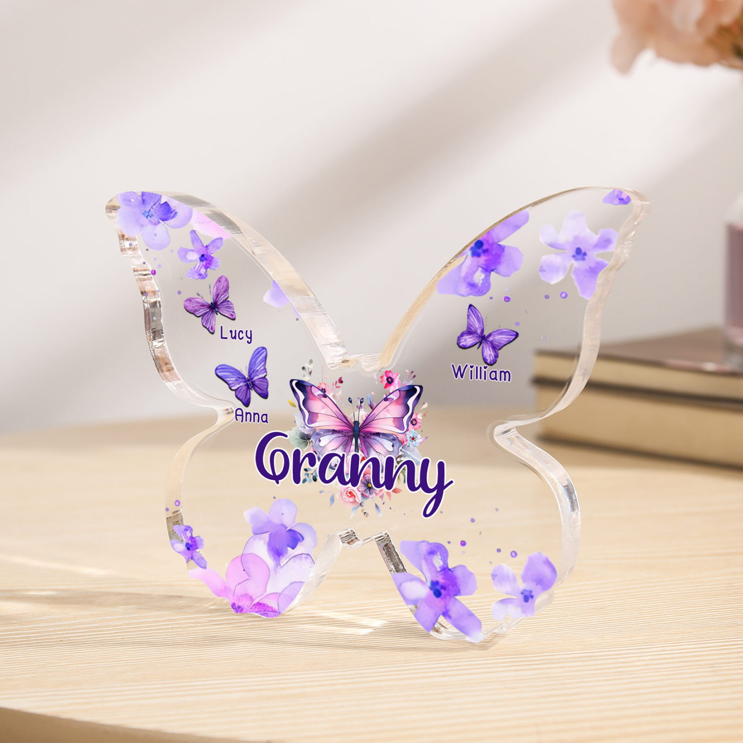 A mi mamá/abuela-Placa de acrílico "Mariposas" en forma de mariposa 3 nombres y 1 texto personalizados-Jessemade ES