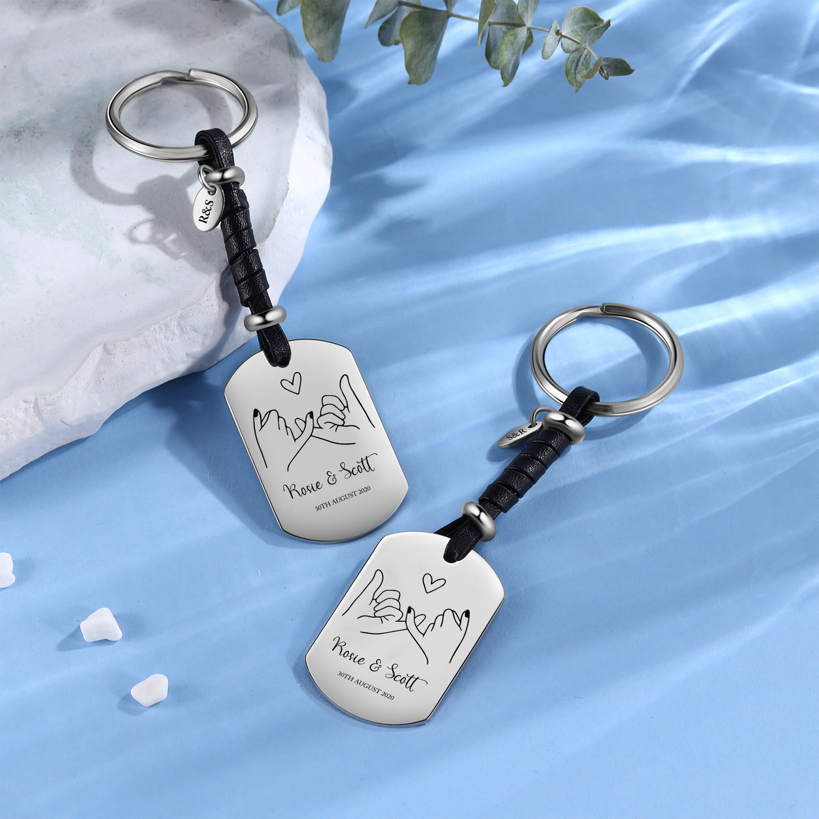 Llavero para pareja dedos cogidos 2 nombres, 2 letras y 2 fechas personalizados-Jessemade ES