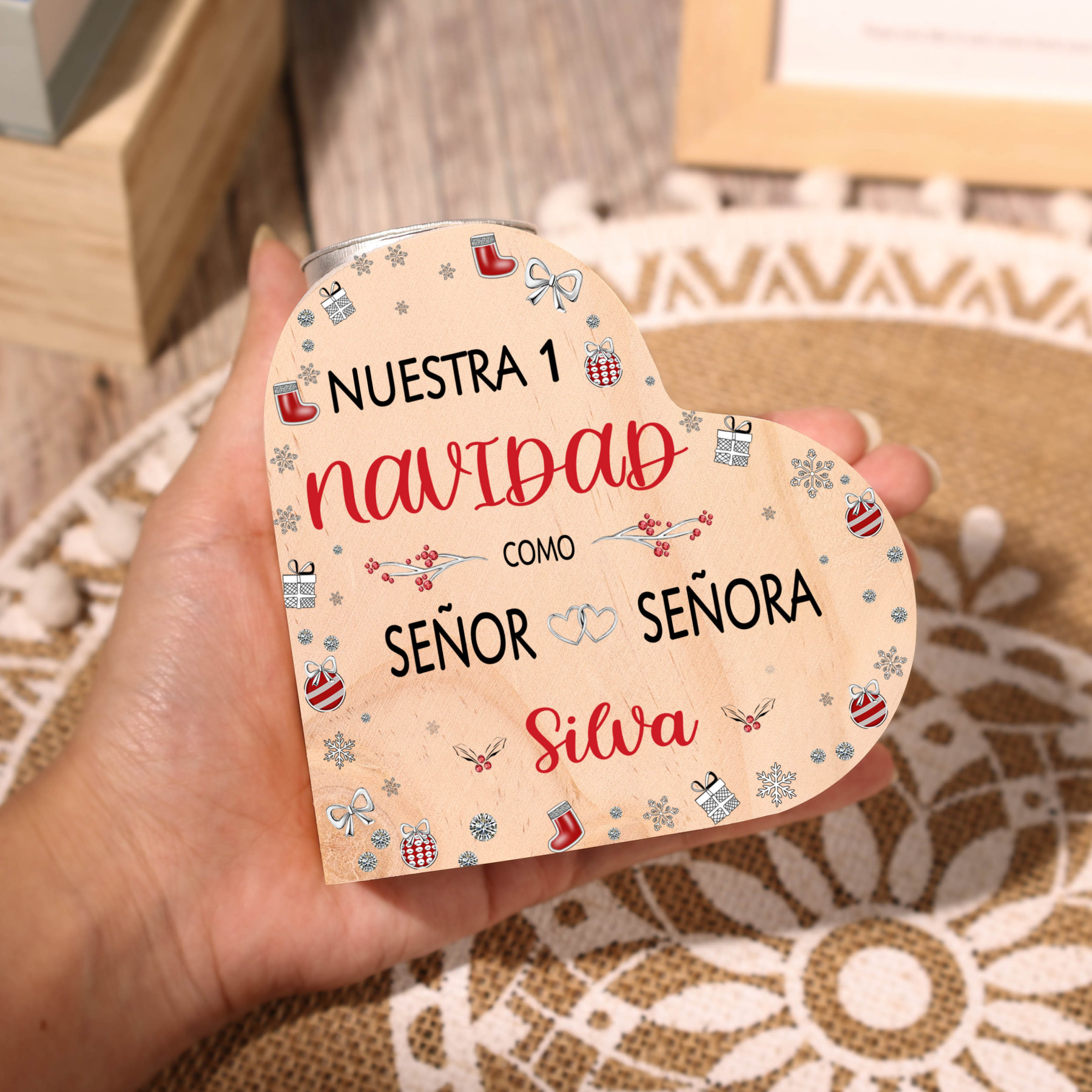 Aniversario de Navidad-Candelero de madera para pareja sin vela personalizado con apellido y número-Jessemade ES