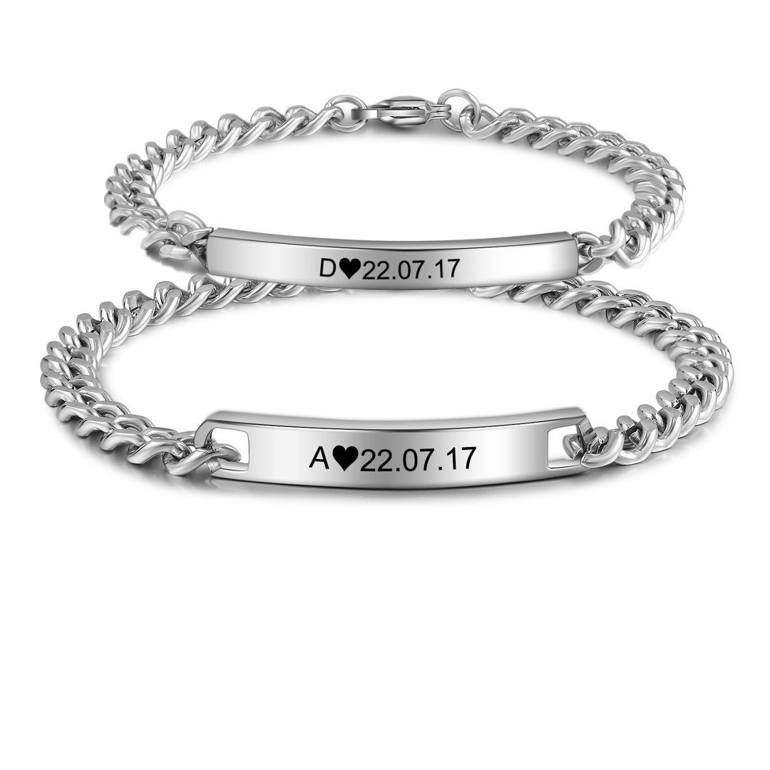 Pulsera de cadena con letra y fecha personalizados para pareja