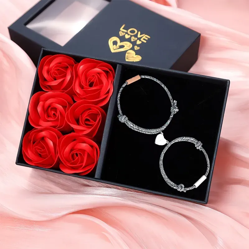 Pulsera compartida de cuerda 2 nombres personalizados para pareja con dije magnético | Jessemade