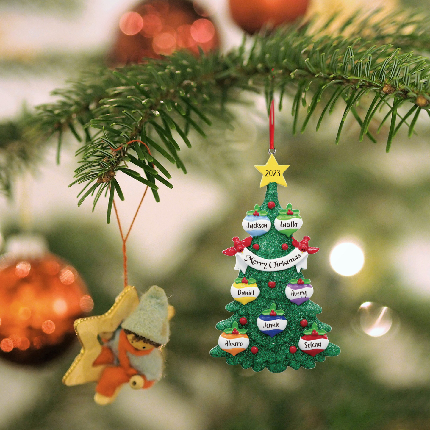 Navidad-Ornamento muñecos navideño de madera en forma de árbol 7 nombres, 1 texto y 1 año personalizados adorno del árbol-Jessemade ES