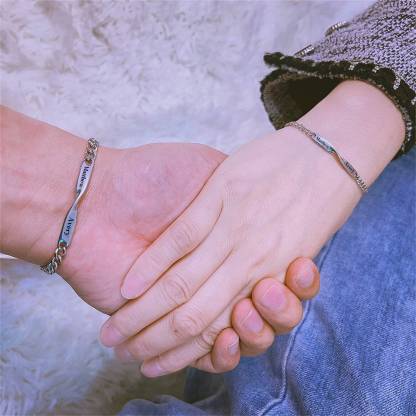Pulsera ajustable de acero con 2 nombres personalizados para pareja | Jessemade
