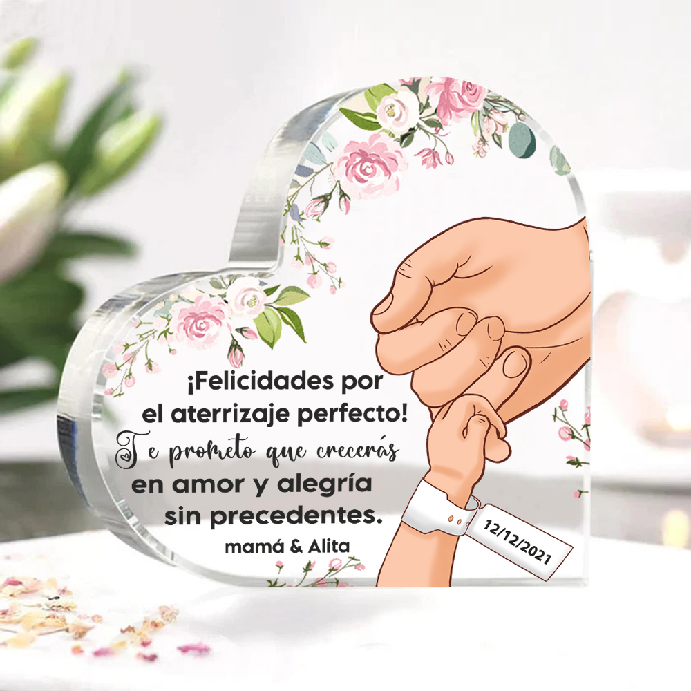 Placa de acrílico en forma de corazón con 1 texto y fecha personalizados para nuevo nacimiento