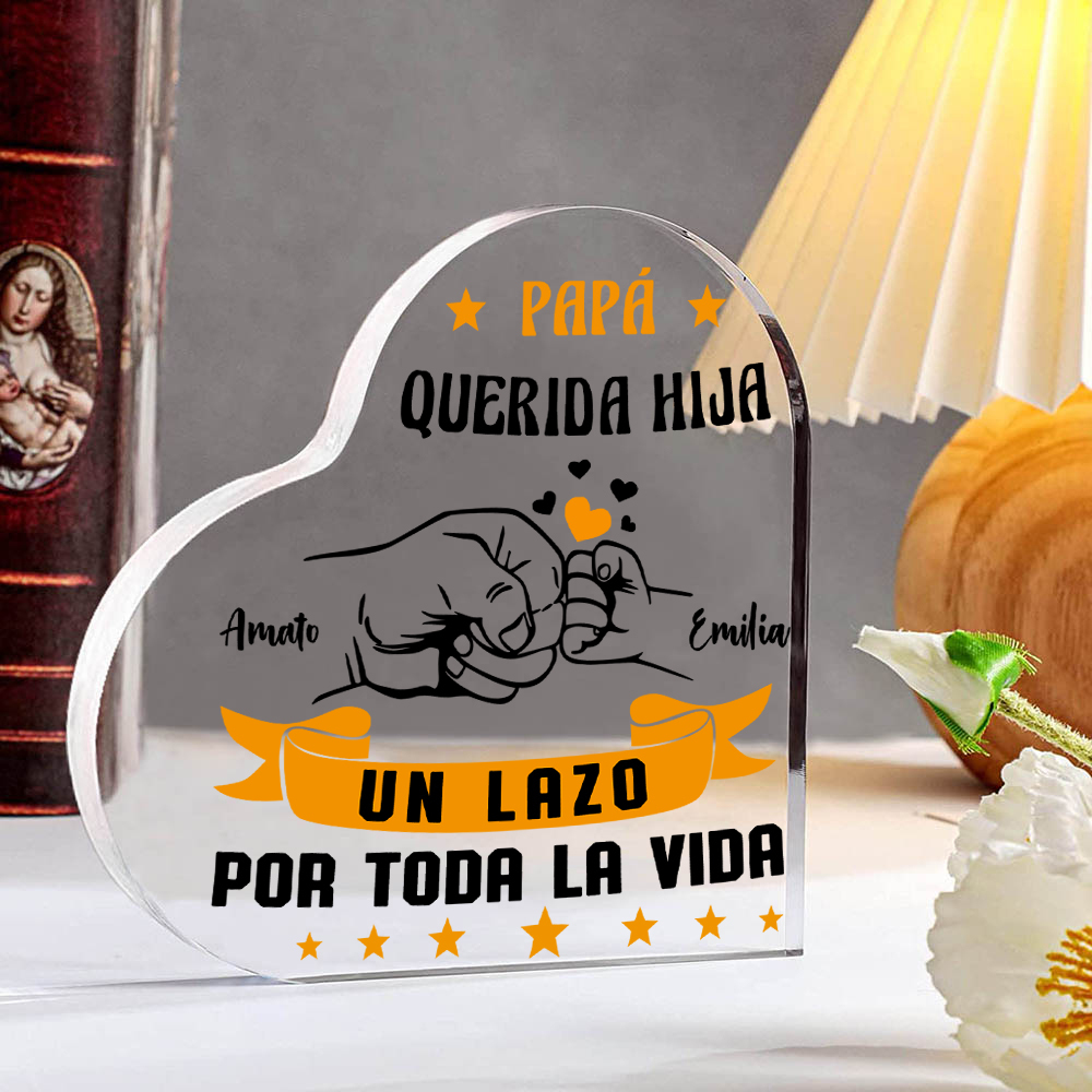 Placa de acrílico en forma de corazón puño con puño papá e hija con 2 nombres personalizados-Jessemade ES