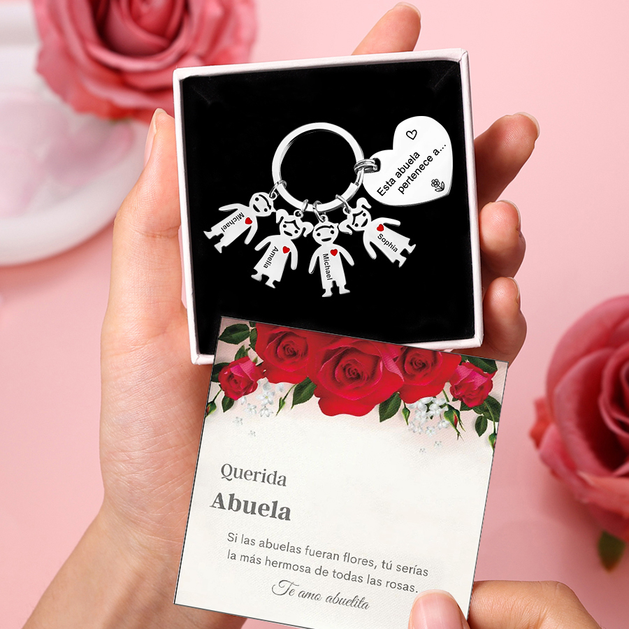 A mi abuela - Llavero con 4 nombres personalizados en "niños"-Jessemade ES