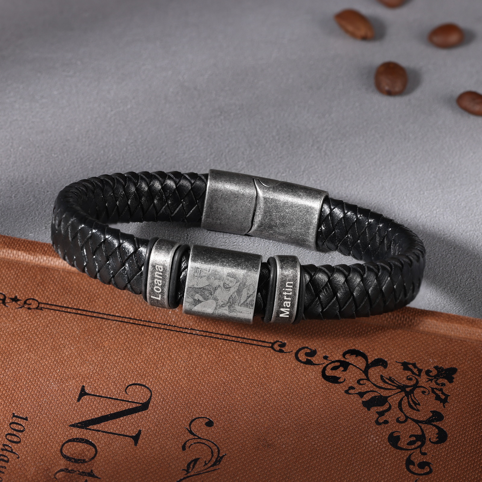 Pulsera 2-5 Nombres en Aros y Foto en Placa Personalizados de Cuero Trenzado