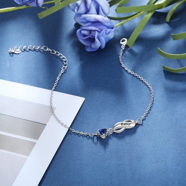 Pulsera "infinito" personalizada con 1 nombre y 1 piedra de nacimiento de corazón-Jessemade ES