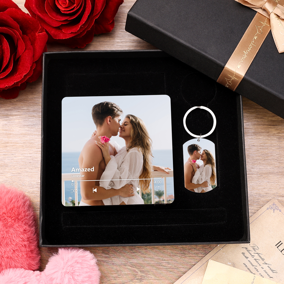 Pareja-Kit de regalo llavero y pegatina para nevera "music player" con foto, música y nombre personalizados | Jessemade