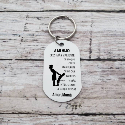 A mi hijo-Llavero de placa "Eres más valiente de lo que crees" de mamá personalizado con 1 nombre-Jessemade ES