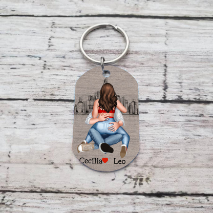 Llavero de pareja abrazada personalizado con 2 nombres y ropas | Jessemade