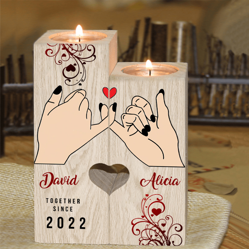 Candelero de dedos cogidos para pareja de madera de dos piezas sin candela con 2 nombres y texto personalizados y año-Jessemade ES