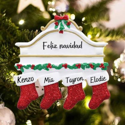 Ornamento navideño 4 nombres personalizados con texto Adorno