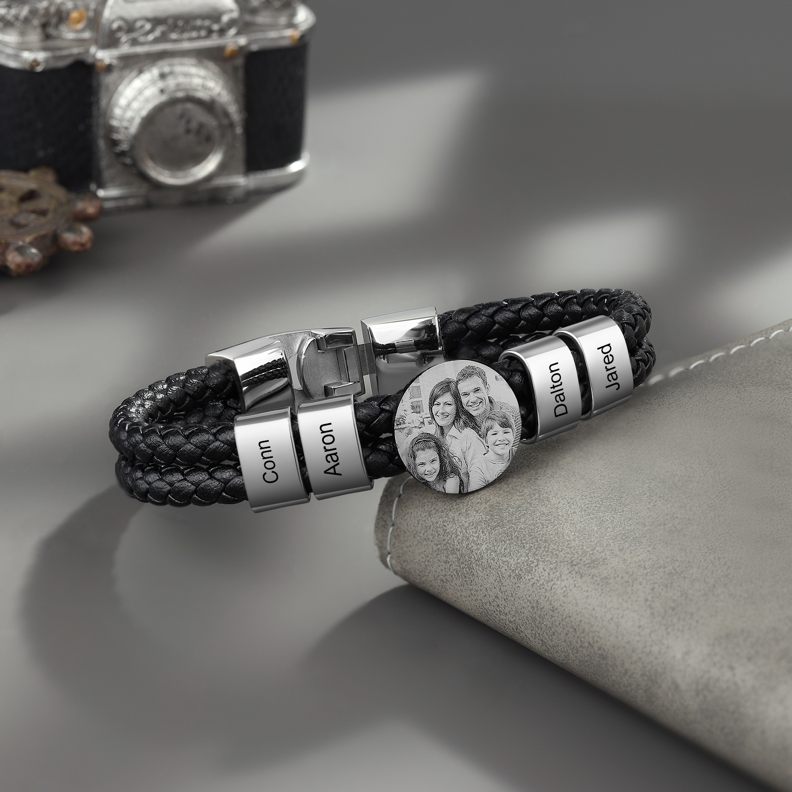 Pulsera de Dobles Cueros Aros Personalizados de 2-4 Nombres y Placa de Foto-Jessemade ES