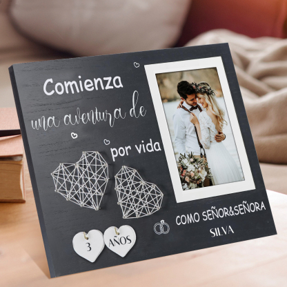 Lámina marco de madera para pareja apellido y número personalizados con 1 foto-Jessemade ES
