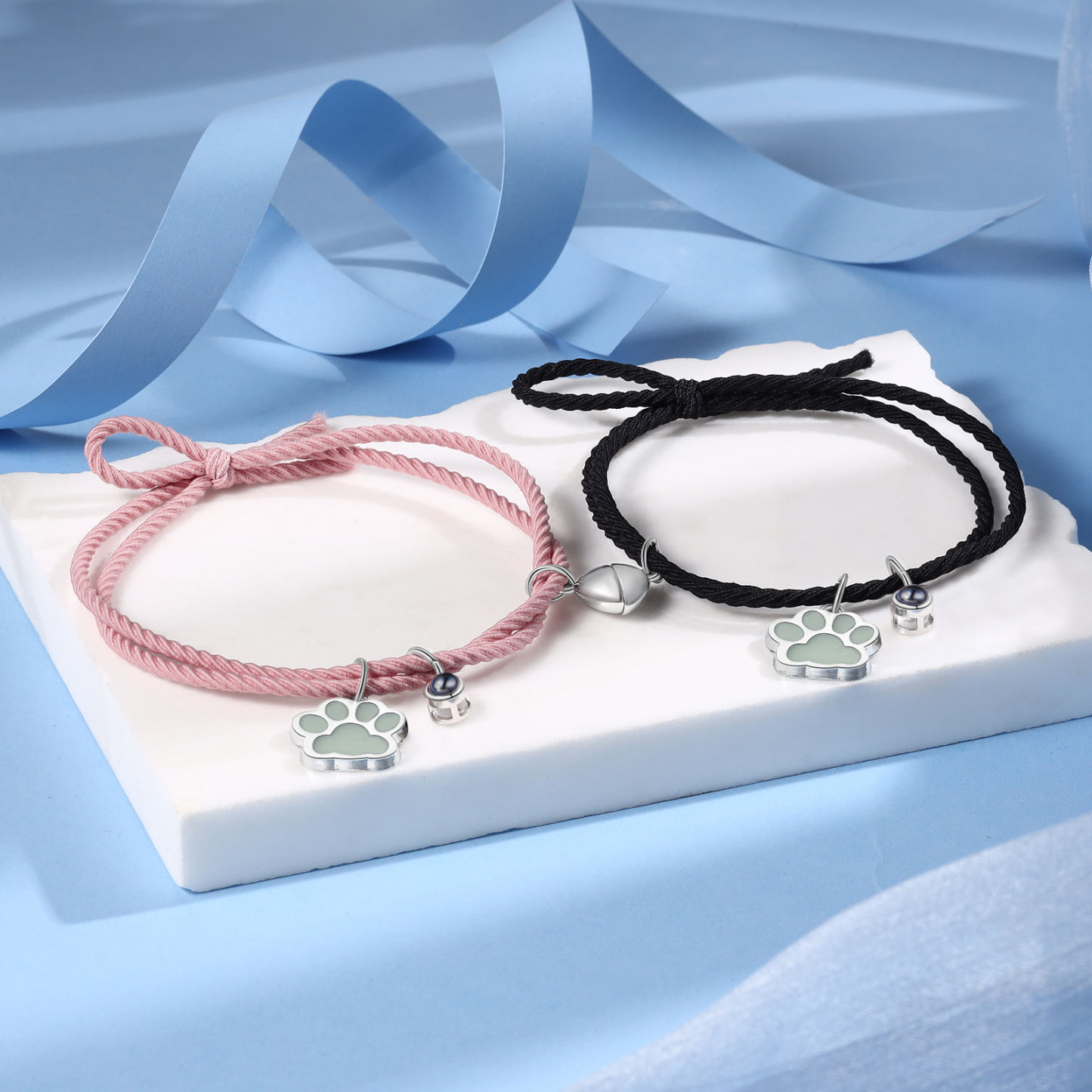 Pulsera para pareja de pata fluorescente con proyección de foto con dije de corazón magnético-Jessemade ES