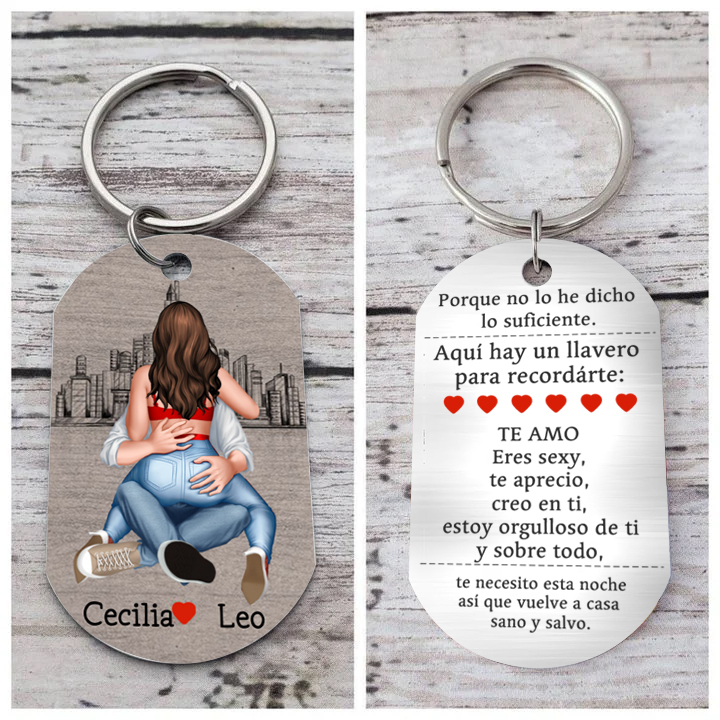 Llavero Personalizado para Pareja con 2 Nombres y Ropa | Acero Inoxidable