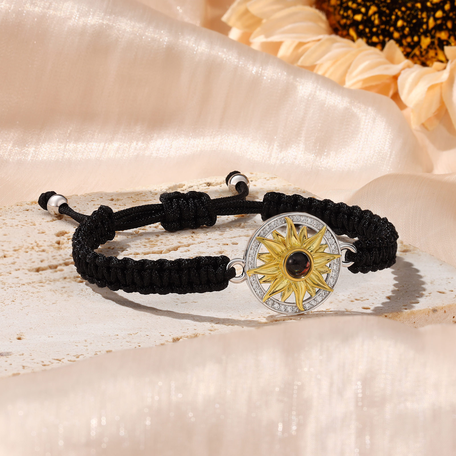 Pulsera con proyección de foto con dije de girasol cuerda negra-Jessemade ES