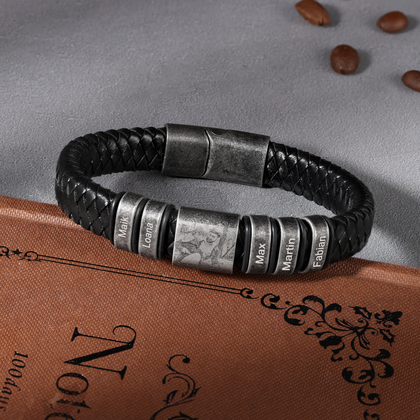 Pulsera 2-5 Nombres en Aros y Foto en Placa Personalizados de Cuero Trenzado