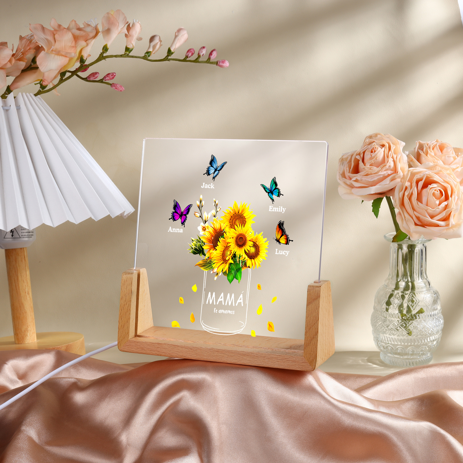 A mi mamá/abuela-Lámpara Personalizada con 2-8 Nombres y 2 Textos "girasol y mariposas" 3D Ilusión Luz de Noche-Jessemade ES
