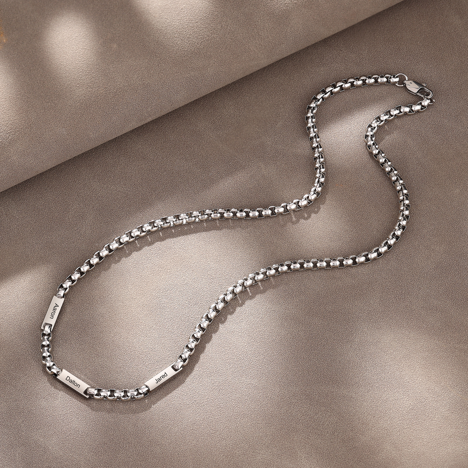 Collar de cadena personalizado con 1-5 nombres para hombre