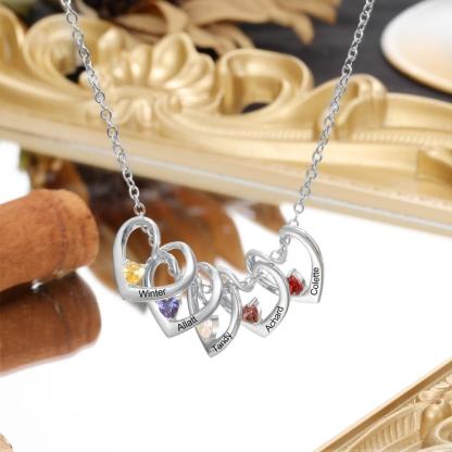 Collar de corazones con 1-5 nombres personalizados con piedras de nacimiento