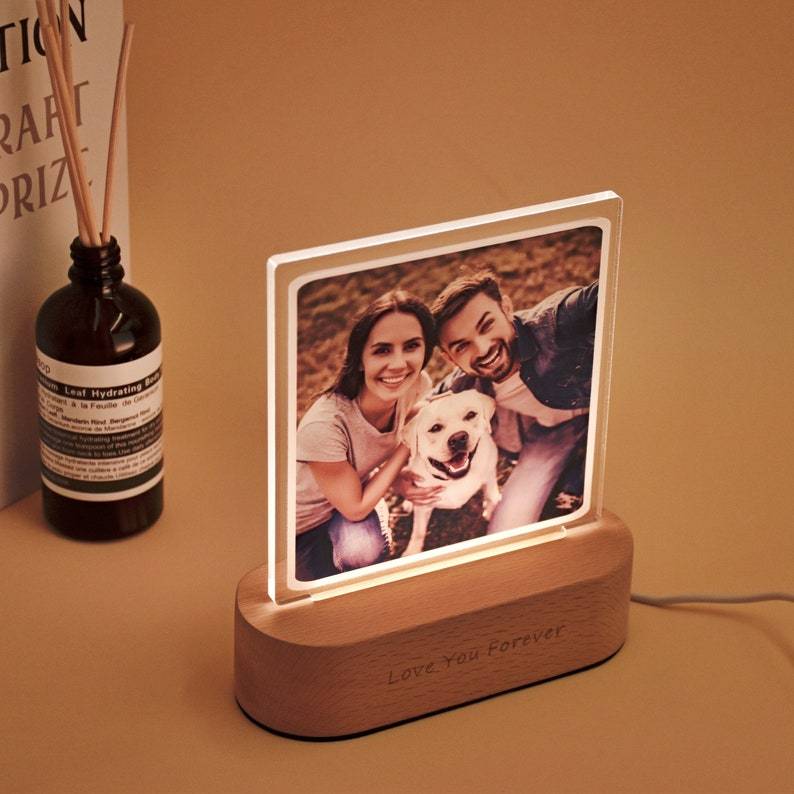 Lámpara 3D ilusión luz de noche LED con 1 foto y texto personalizados