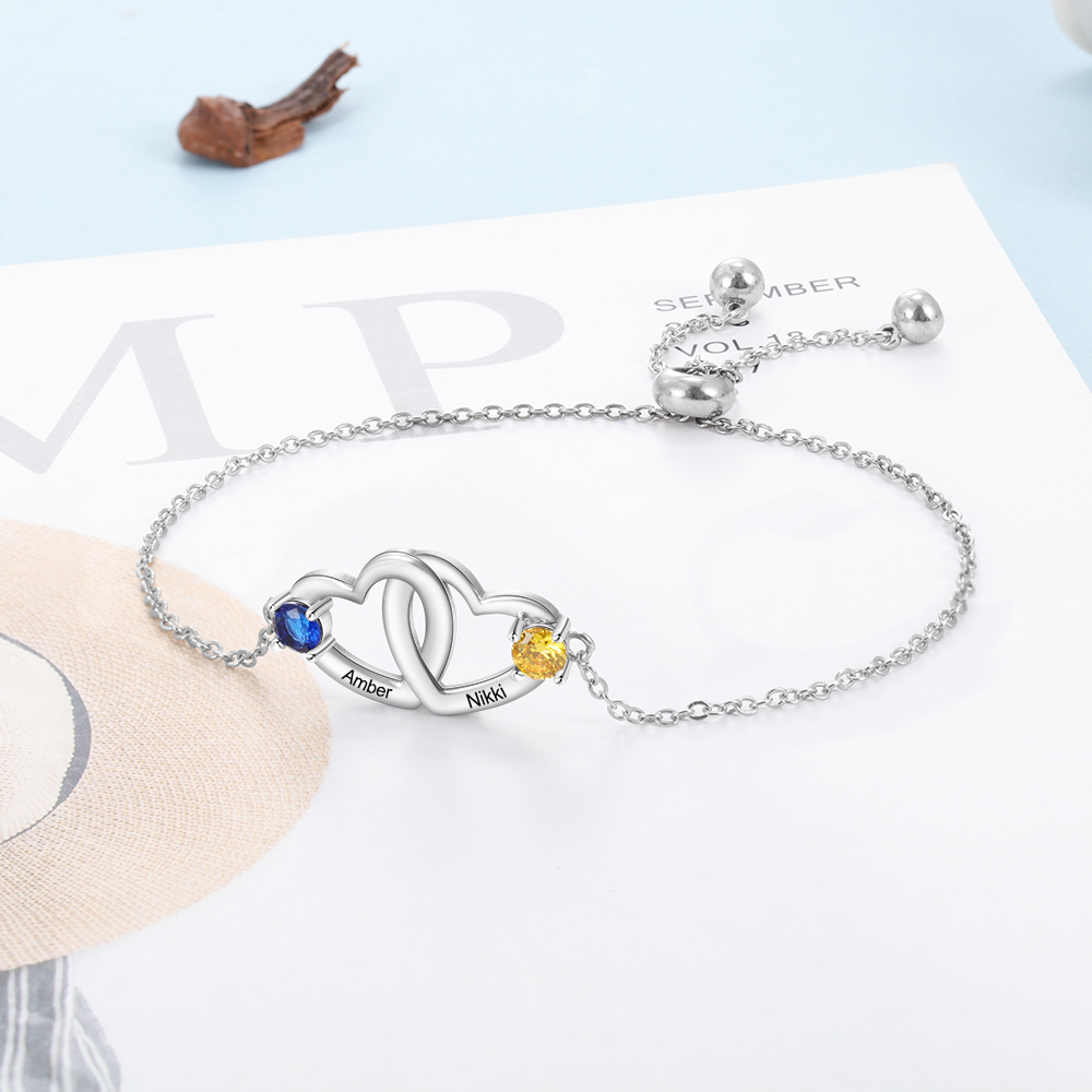 Pulsera ajustable de corazón con 2 piedras de nacimiento y 2 nombres personalizados