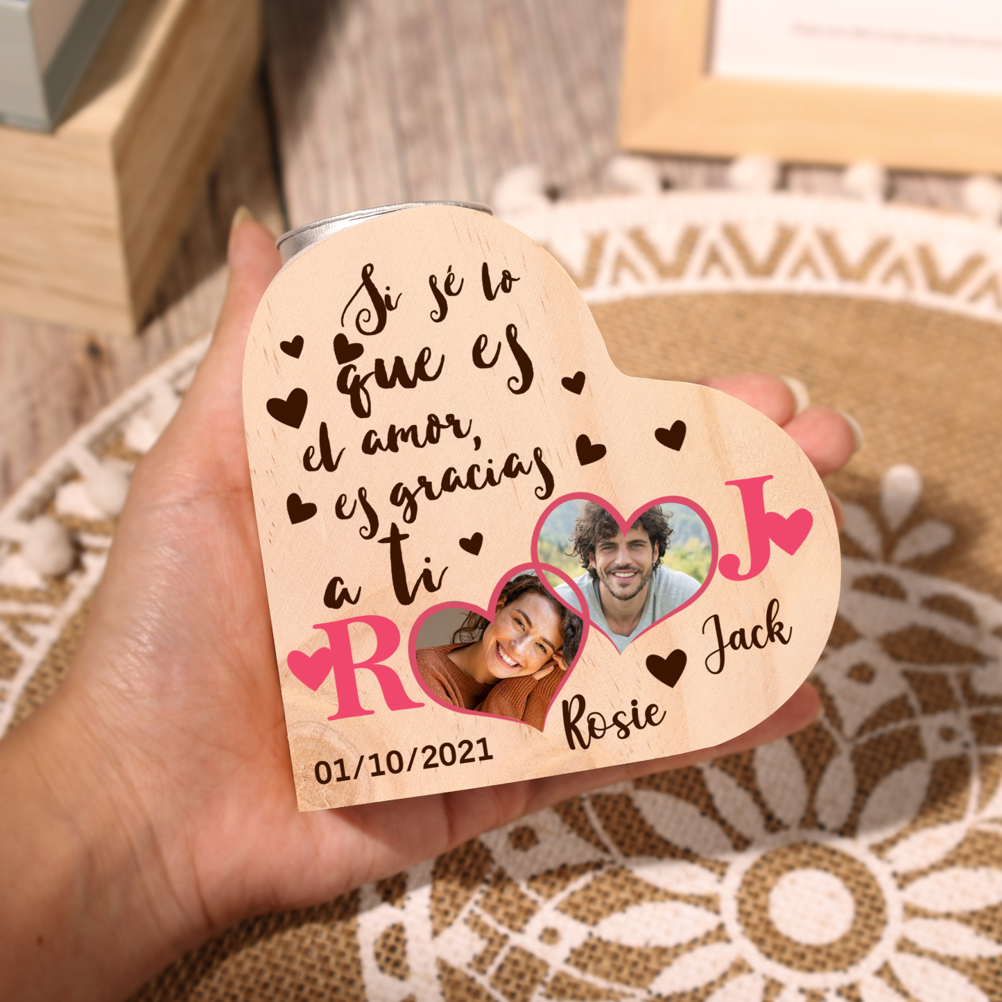 Candelero de madera para pareja con 2 fotos sin vela personalizado con 2 nombres, 2 letras y fecha-Jessemade ES