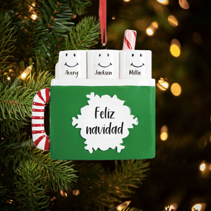 Navidad-Ornamento muñecos navideño de madera taza 3 nombres y 1 texto personalizados adorno del árbol-Jessemade ES