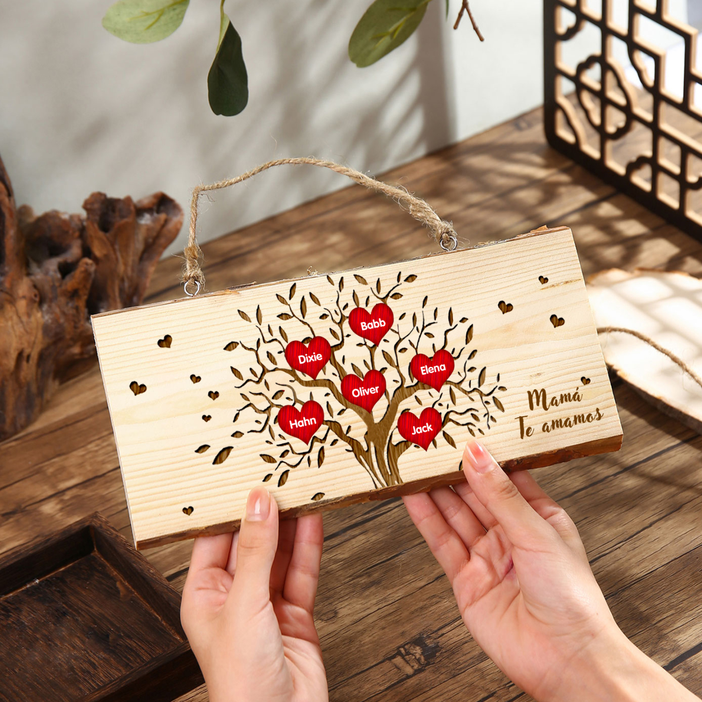 A mi mamá/abuela-Adorno de colgante personalizado con 2-6 nombres de madera árbol de la vida-Jessemade ES