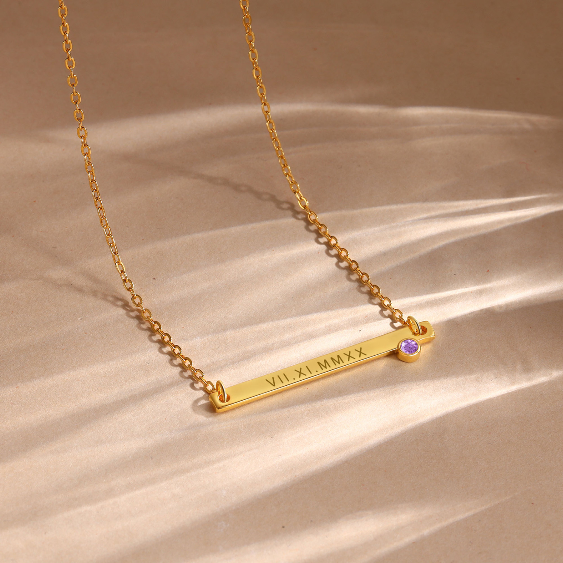 Collar con colgante de placa con 1-4 piedras de nacimiento personalizadas con texto-Jessemade ES