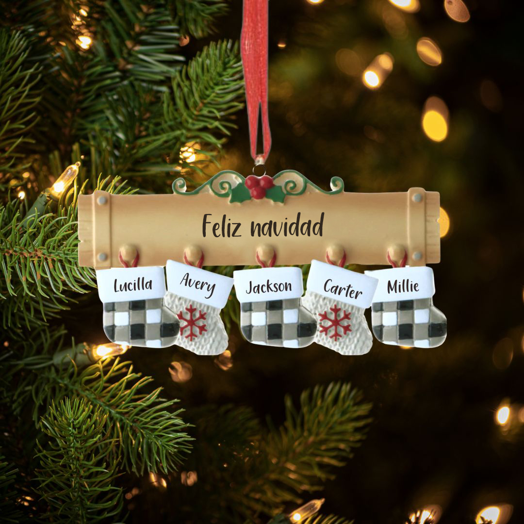 Navidad-Ornamento muñecos navideño de madera calcetines 5 nombres y 1 texto personalizados adorno del árbol-Jessemade ES