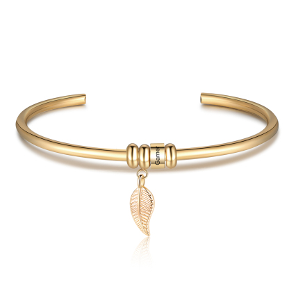 Bracelet jonc breloque feuille 1 prénom personnalisé