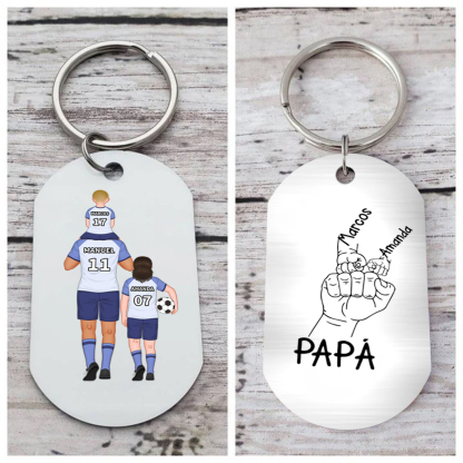 A mi papá-Llavero de placa con fútbol y puño con puño personalizado con 1-4 nombres, números y figuras-Jessemade ES