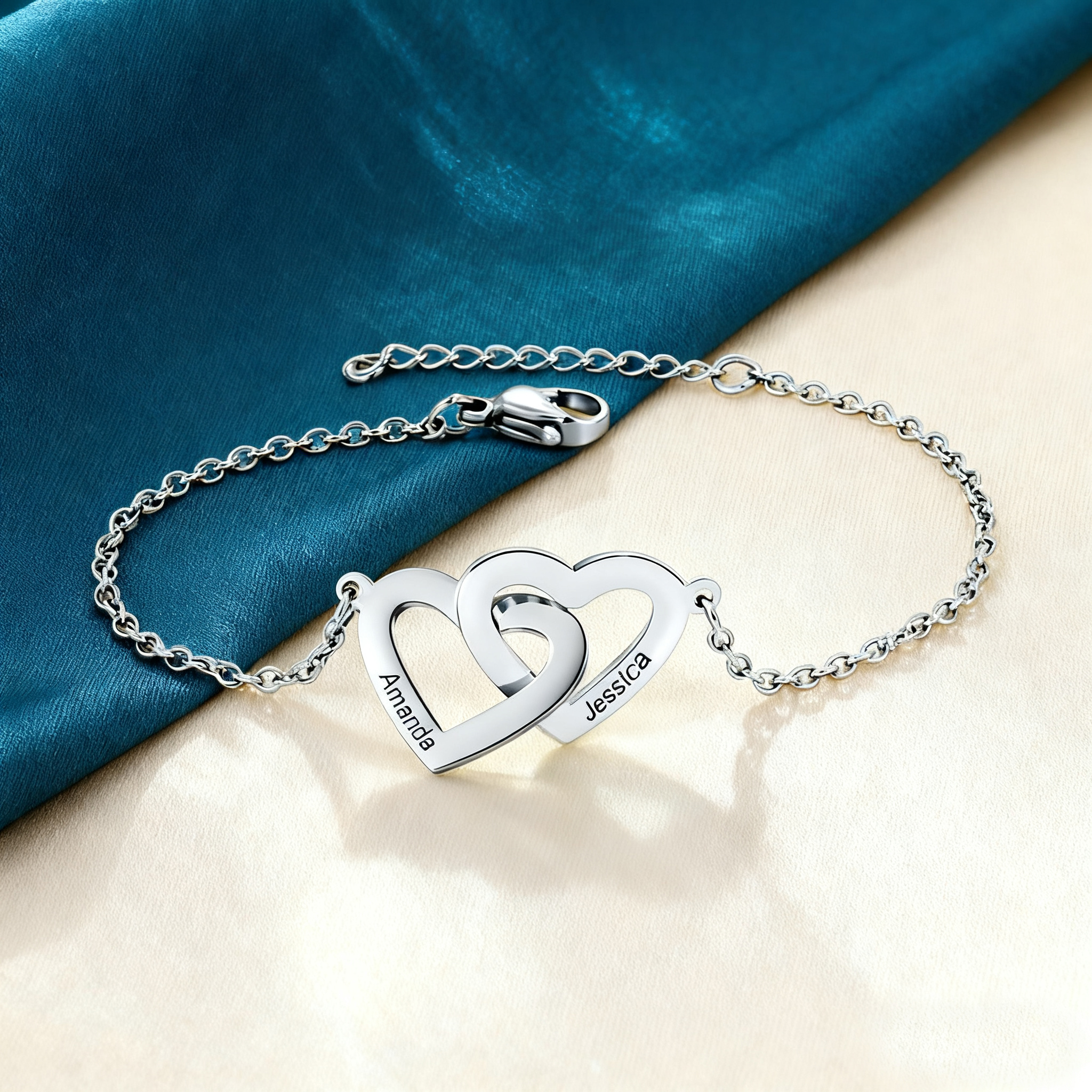 Pulsera para mujer de corazón personalizada con 2 nombres