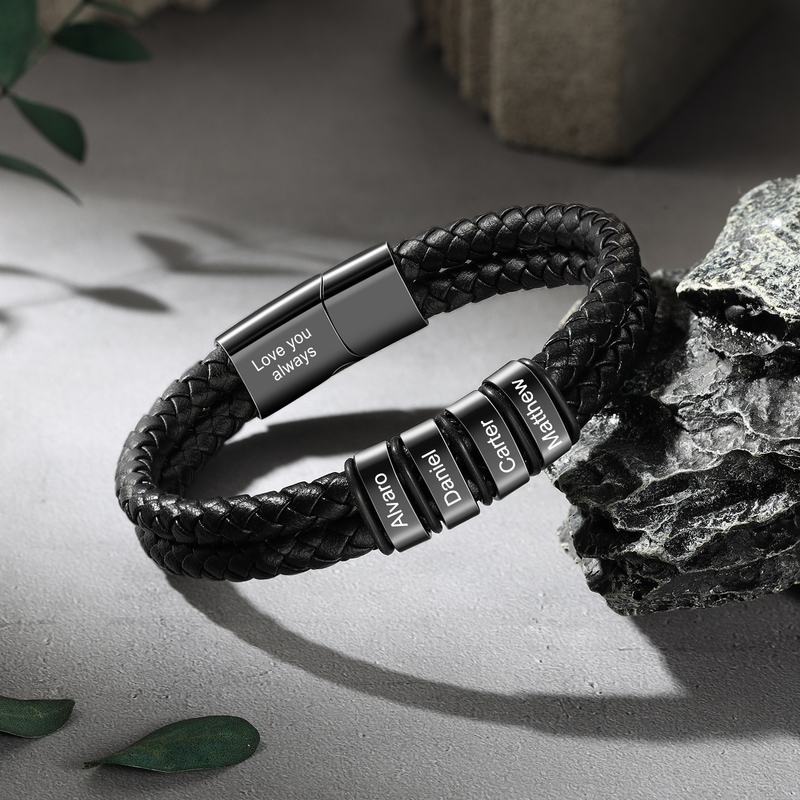 Pulsera de cuero doble cadena para hombre con 4 nombres y 1 texto personalizados | Jessemade