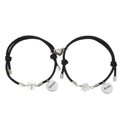 Pulsera de dos piezas de cuerda 2 nombres personalizados para pareja con dije magnético con araña y telaraña