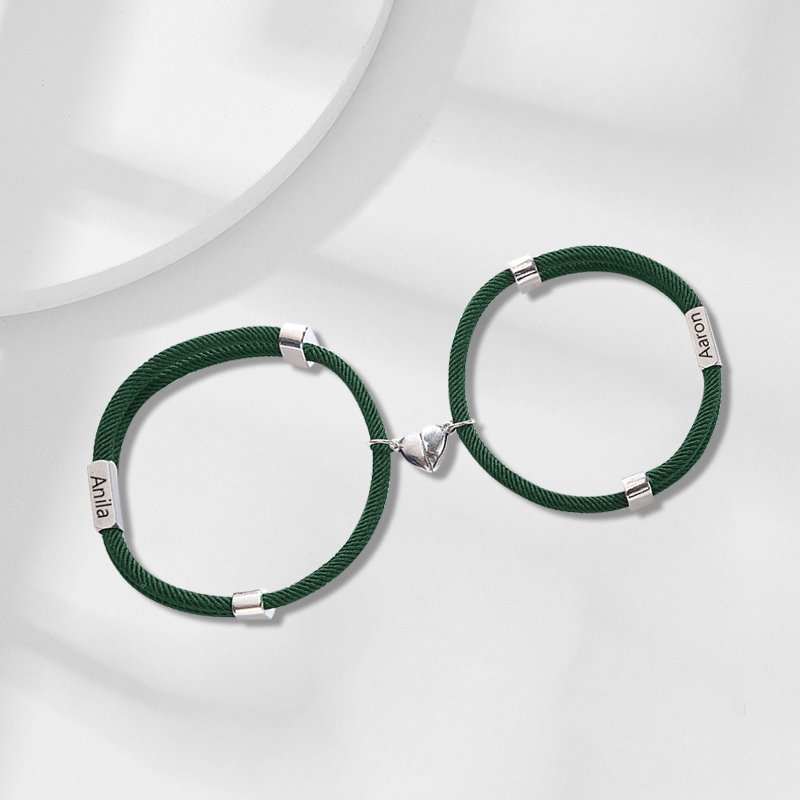 Pulsera de dos piezas de cuerda con 2 nombres personalizados para pareja con dije magnético