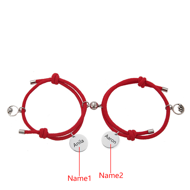 Pulsera de dos piezas de cuerda con 2 nombres personalizados para pareja con dije magnético