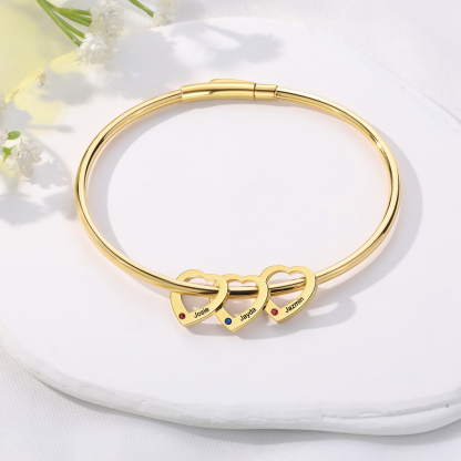 Pulsera con colgantes de corazón personalizados con 3 nombres y 3 piedras de nacimiento | Jessemade