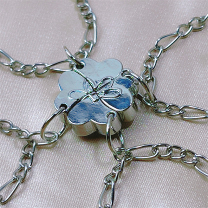 Unidad de tres o cuatro pulseras con colgantes de trébol regalo para familia | Jessemade