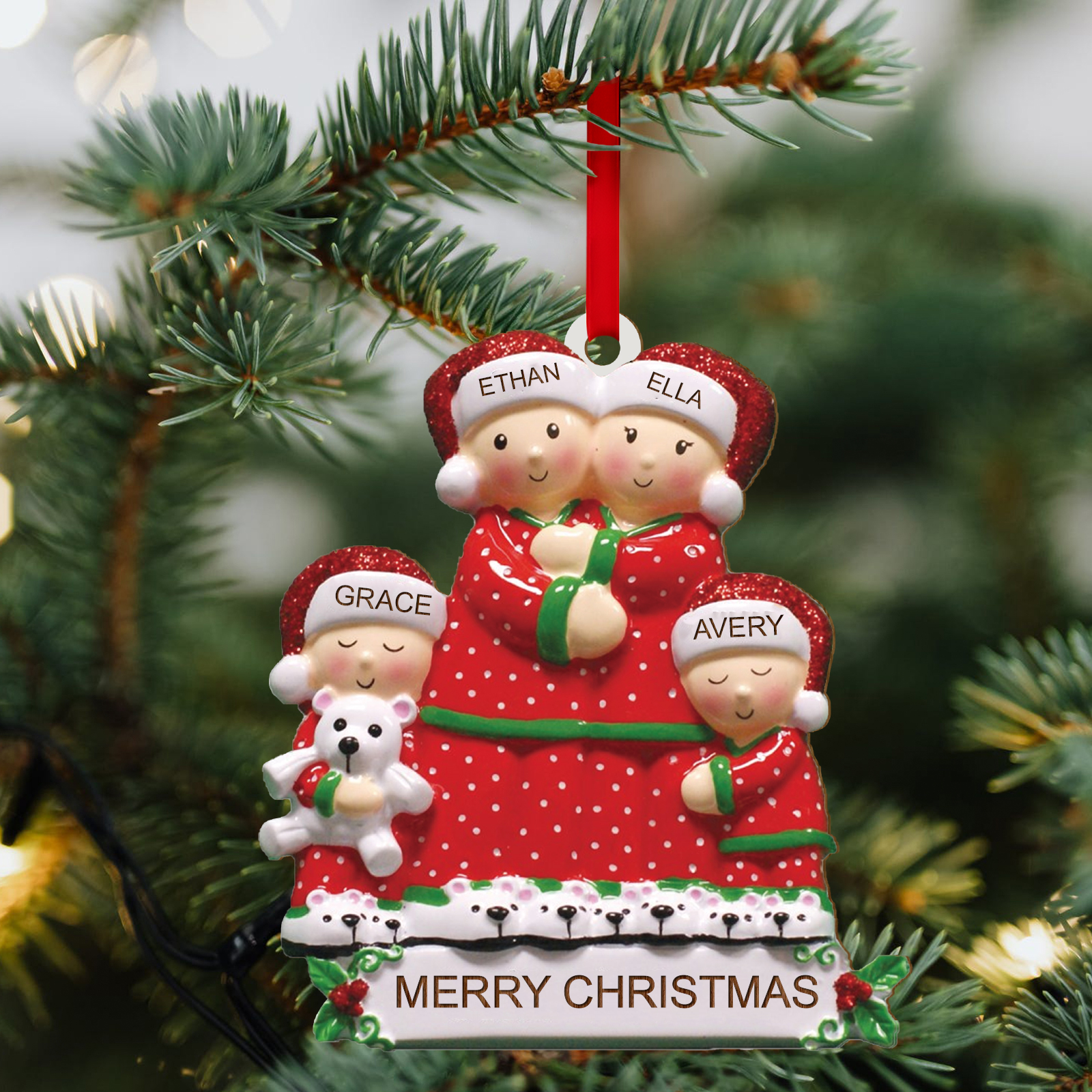 Navidad-Ornamento con muñecos de madera familia en rojo 4 nombres y texto personalizados | Jessemade