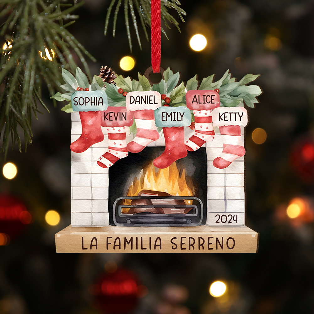 Navidad-Ornamento de madera chimenea y calcetines con 3 nombres y 1 texto personalizados | Jessemade
