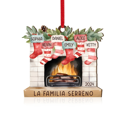 Navidad-Ornamento de madera chimenea y calcetines con 6 nombres, año y 1 texto personalizados | Jessemade