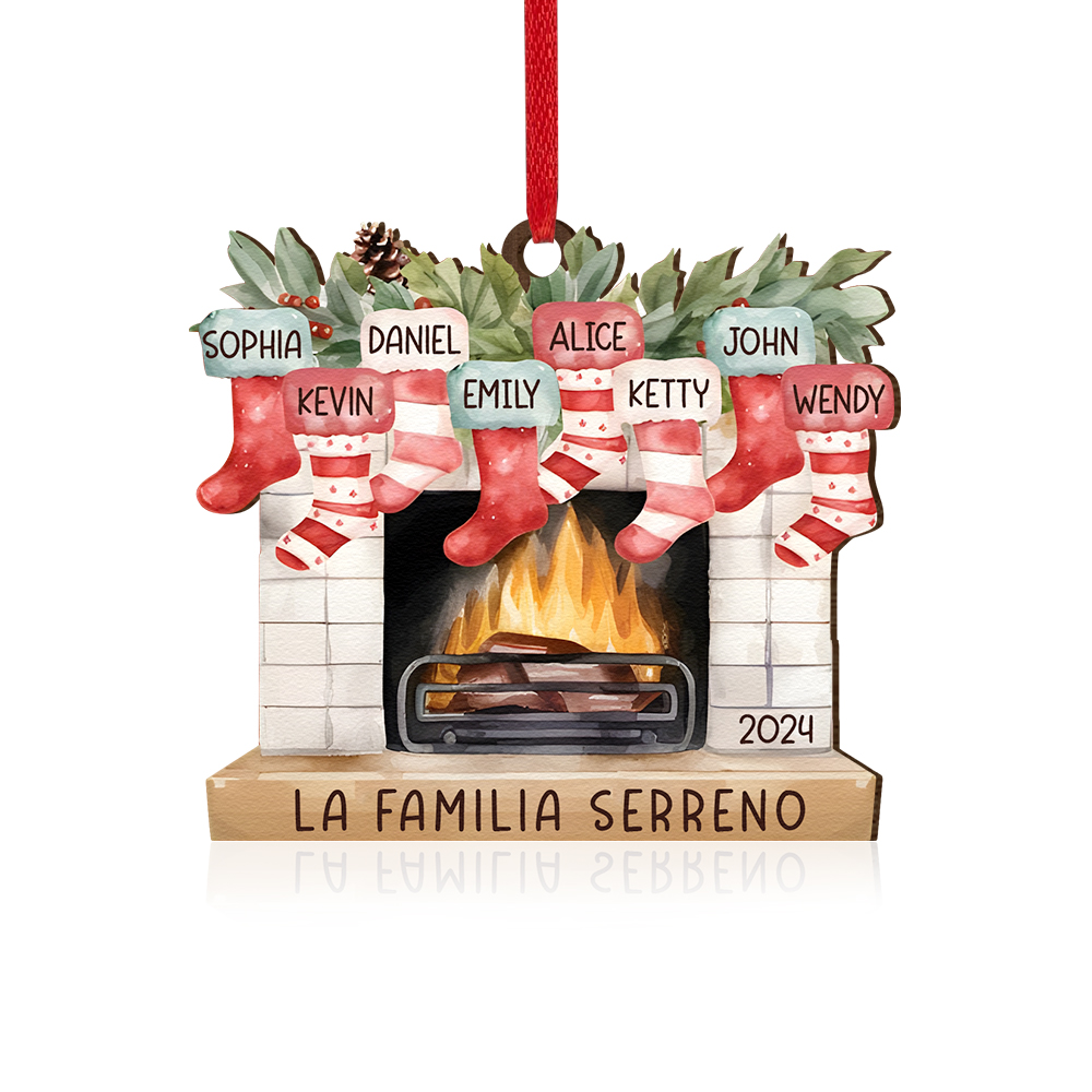 Navidad-Ornamento de madera chimenea y calcetines con 8 nombres, año y 1 texto personalizados | Jessemade
