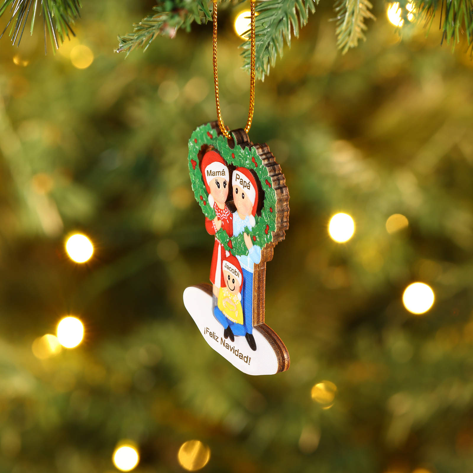Navidad-Ornamento con muñecos de madera familia con corona de navidad 3 nombres y texto personalizados | Jessemade