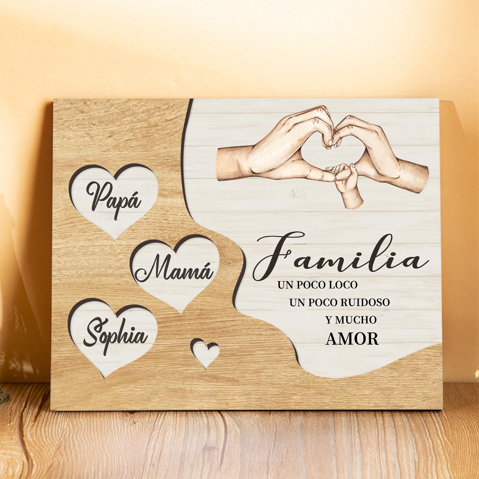 A la familia-Lámina de madera mano a mano con corazones personalizados de 3 nombres | Jessemade
