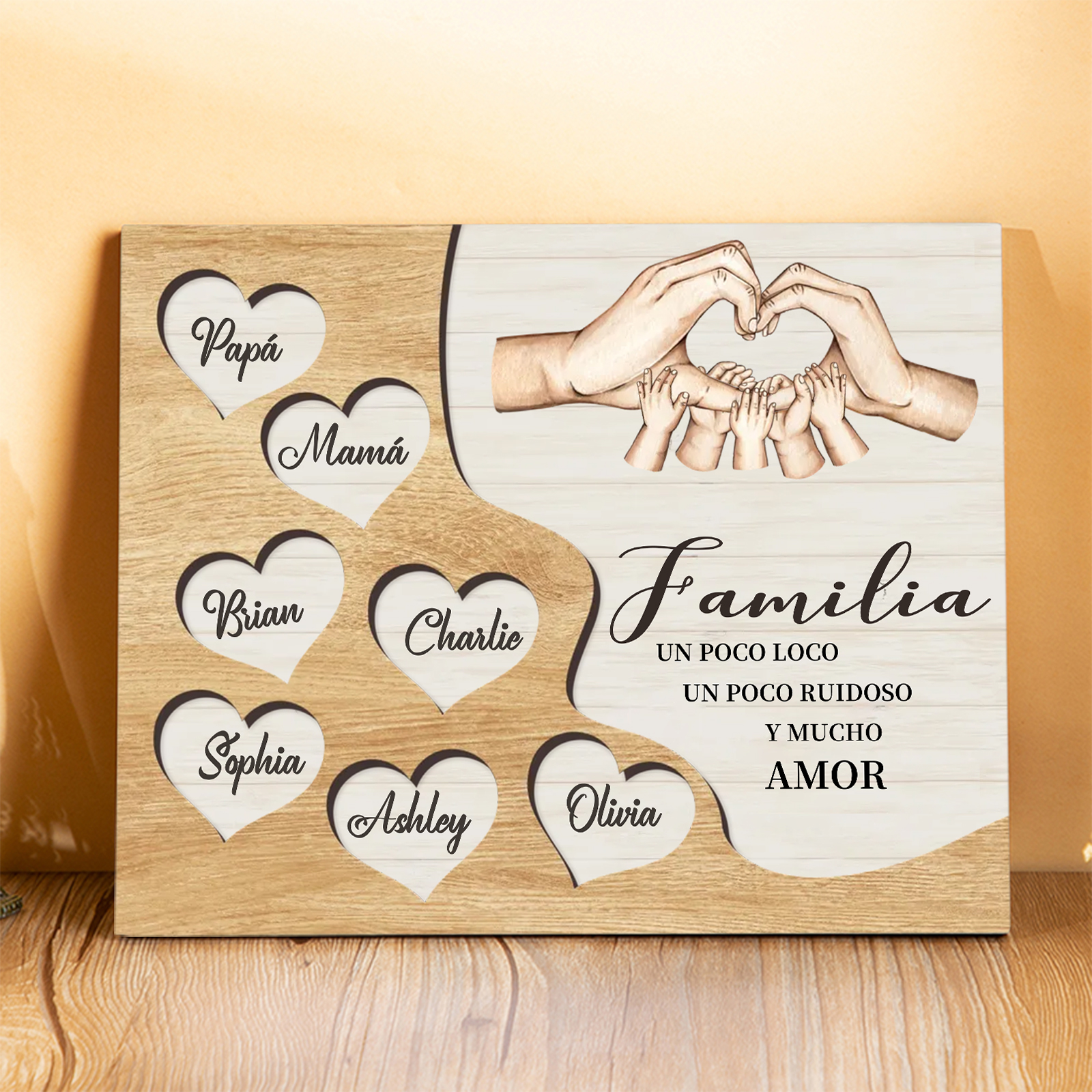 A la familia-Lámina de madera mano a mano con corazones personalizados de 7 nombres | Jessemade